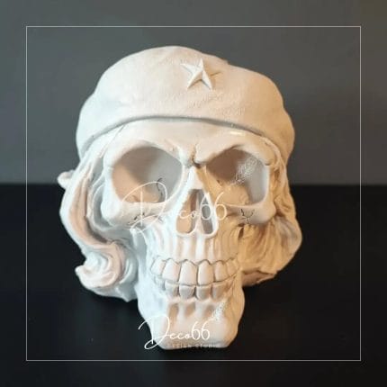 جمجمه کلانتر ، تو پر و محکم جنس درجه ۱ و ریزه کاری عالی